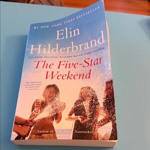 The Five-Star Weekend by Elin Hilderbrand
